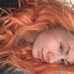 Meet your Posher, Veronica